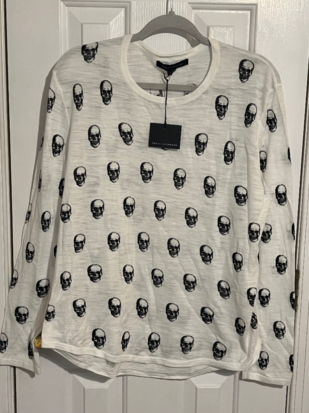 NWT Skull Cashmere sweater SZ LARGE
